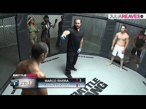 ❤️ Ultimate Fighter baise une fille à numéro juste après un combat sur le ring Super sexe at us